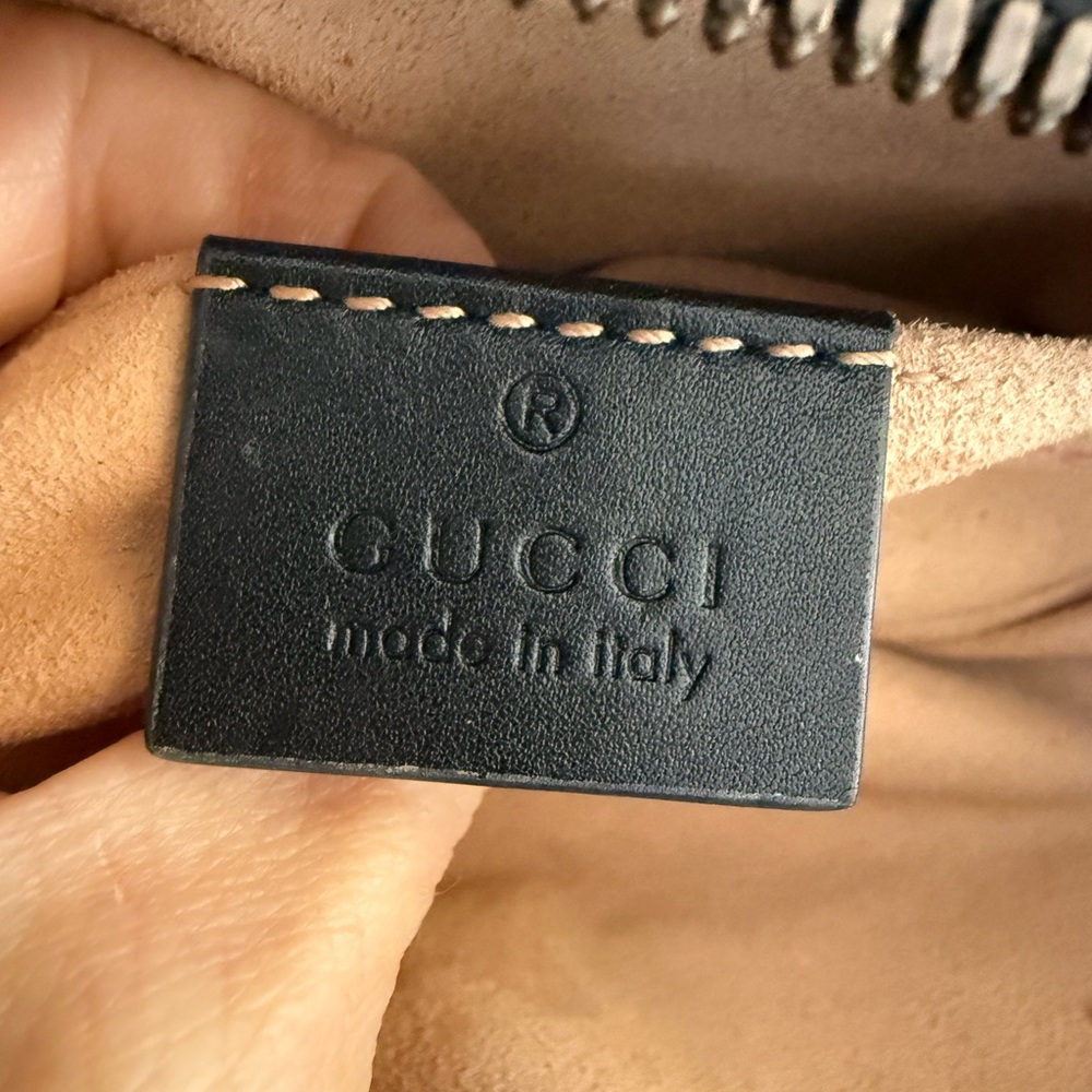 Gucci Marmont Quilted Black Belt Bag with Gold GG - Picture 6 of 12
